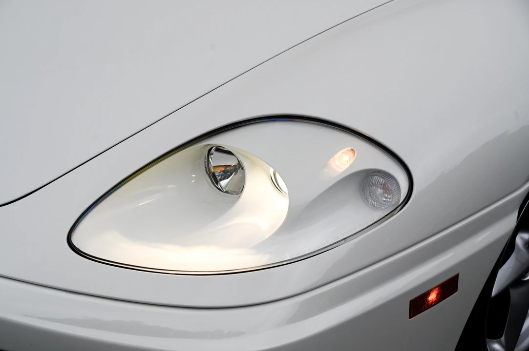 2002 Ferrari 360 Spider - Image 17 of 31