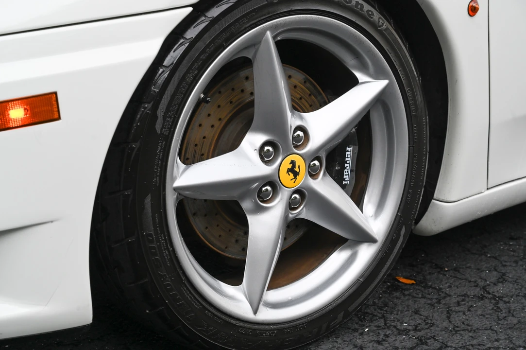 2002 Ferrari 360 Spider - Image 27 of 31