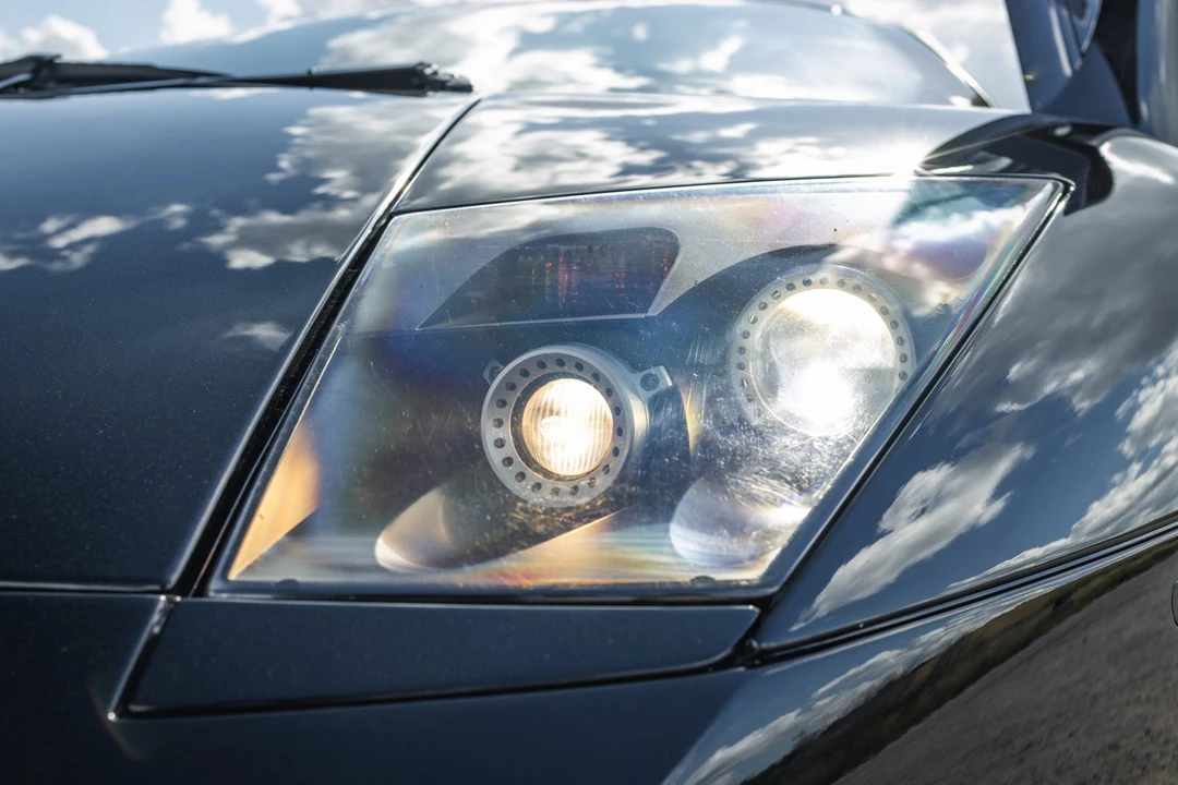 2002 Lamborghini Murcielago - Image 15 of 31