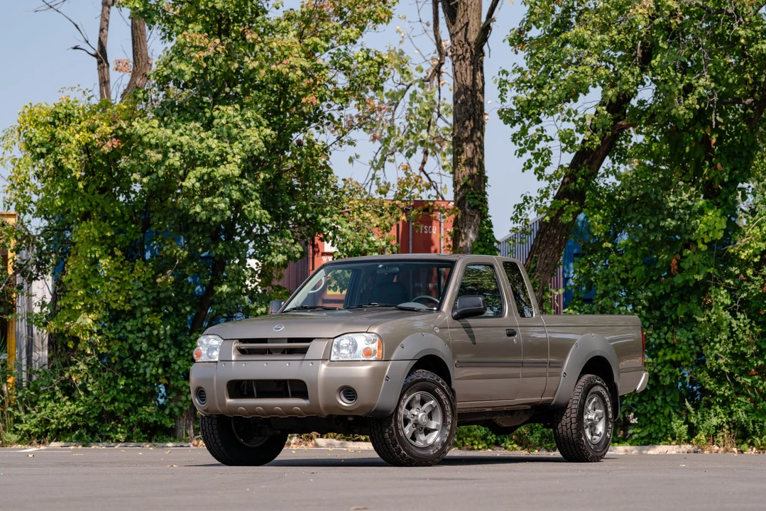 2002 Nissan Frontier 1st Gen - Image 2 of 31
