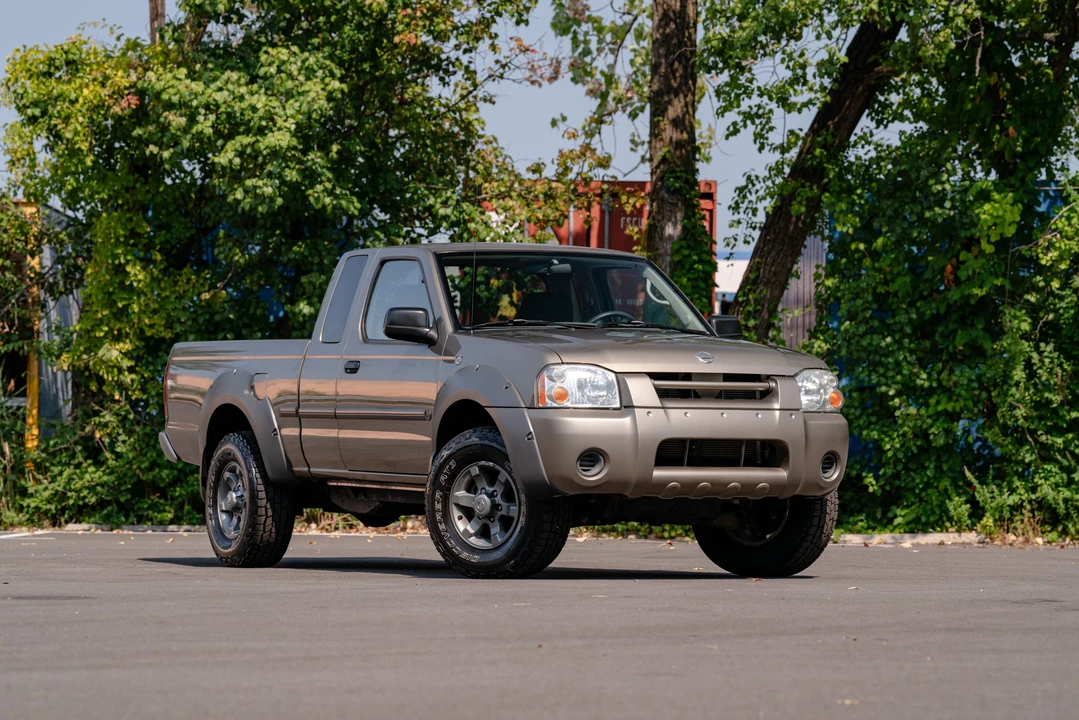 2002 Nissan Frontier 1st Gen - Image 25 of 31
