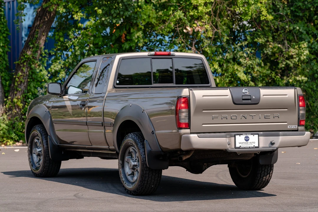 2002 Nissan Frontier 1st Gen - Image 12 of 31