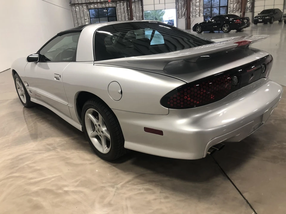 2002 Pontiac Firebird Trans Am 4th Gen - Image 10 of 31