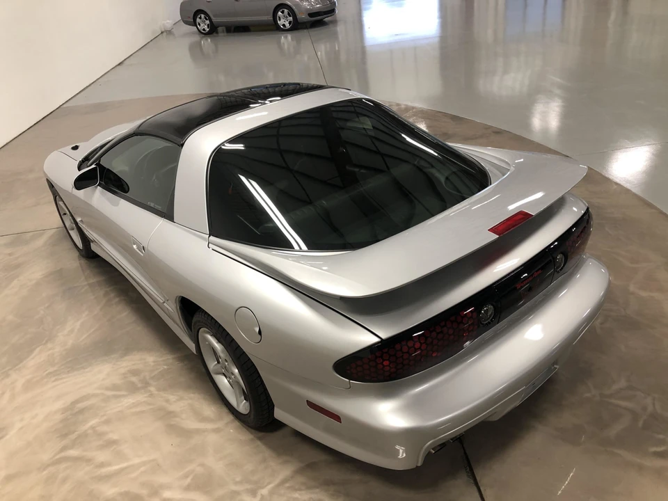2002 Pontiac Firebird Trans Am 4th Gen - Image 9 of 31