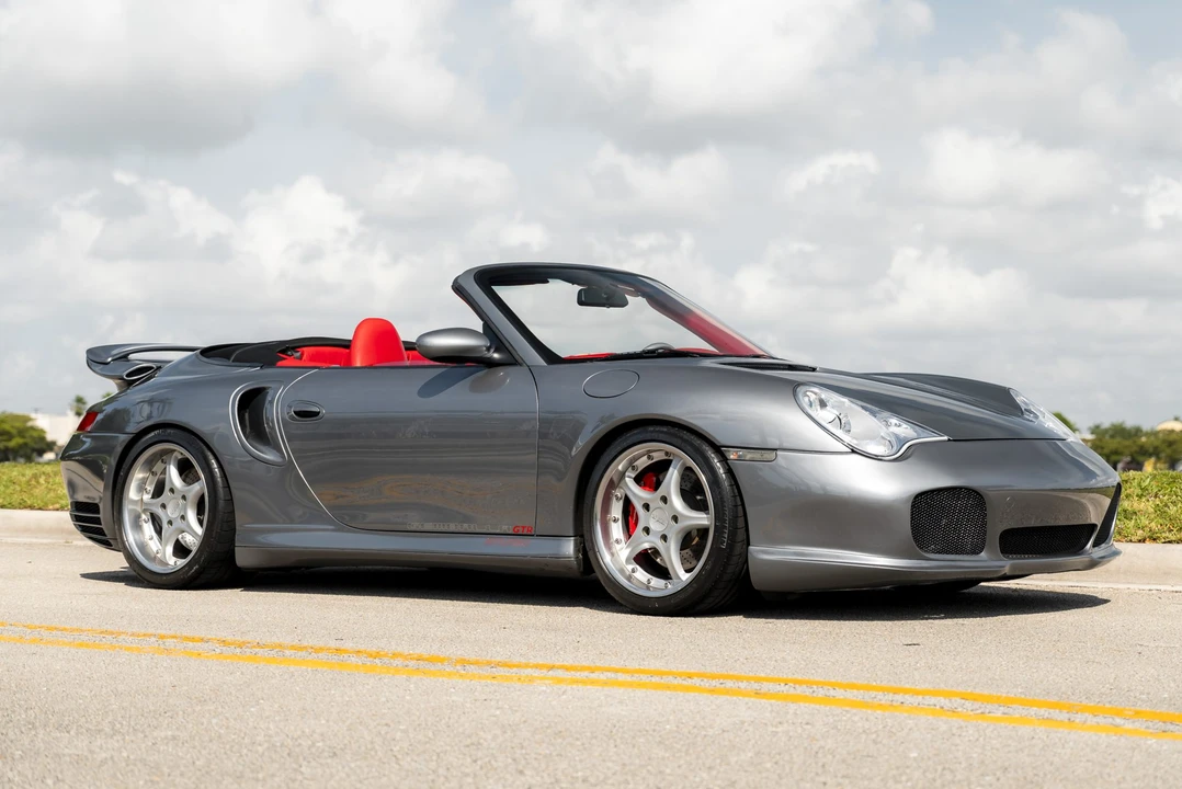 2002 Porsche 996 Carrera 4 - Image 8 of 31