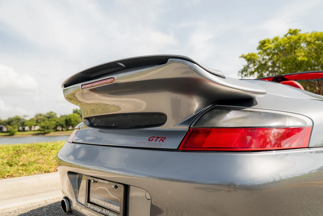 2002 Porsche 996 Carrera 4 - Image 25 of 31