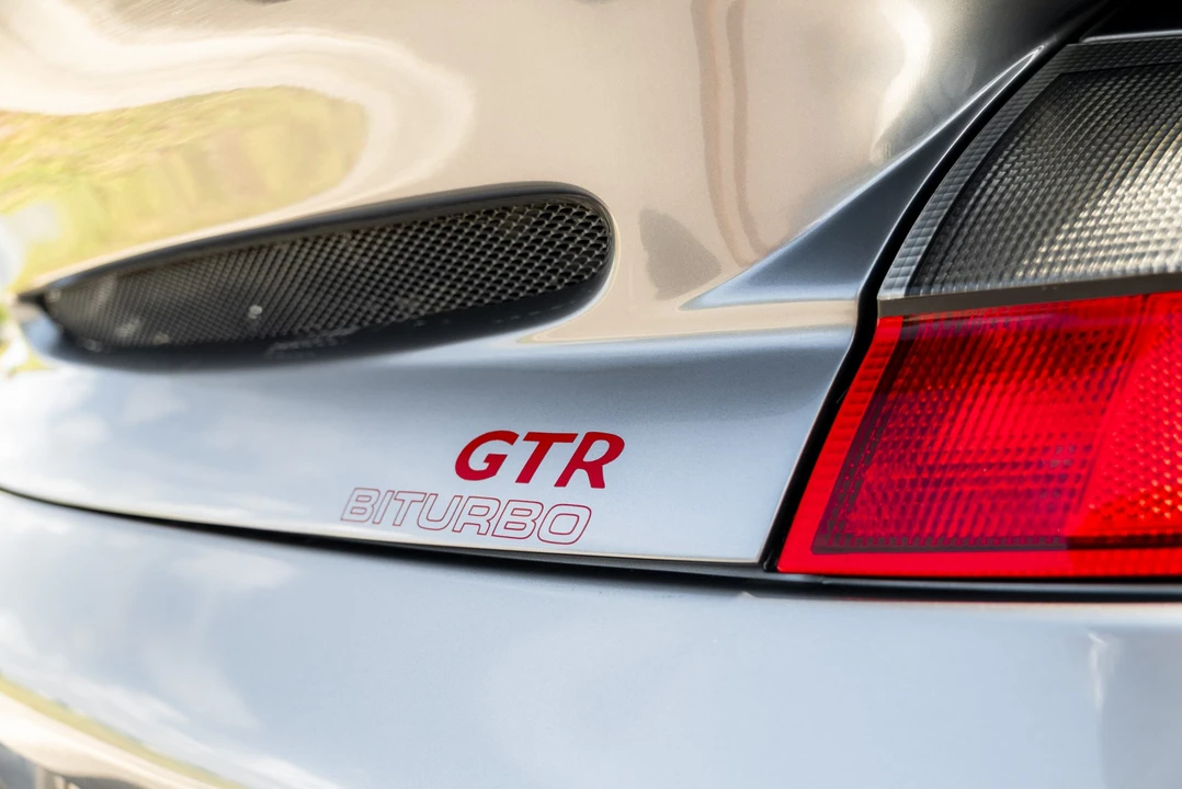 2002 Porsche 996 Carrera 4 - Image 30 of 31