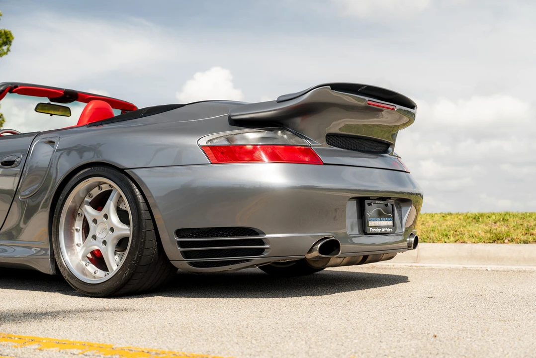 2002 Porsche 996 Carrera 4 - Image 22 of 31