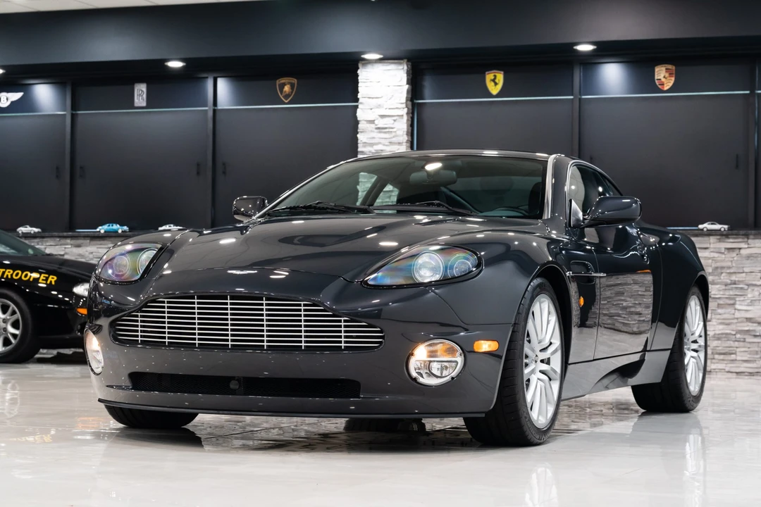 2003 Aston Martin Vanquish 1st Gen - Image 6 of 31