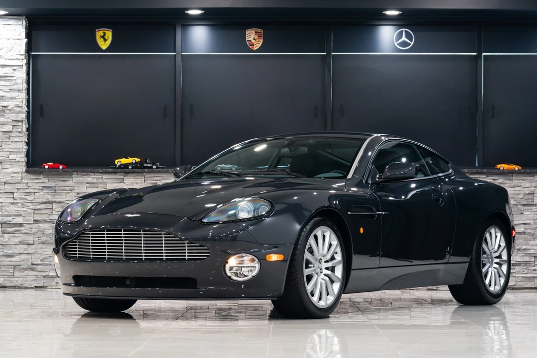2003 Aston Martin Vanquish 1st Gen - Image 4 of 31