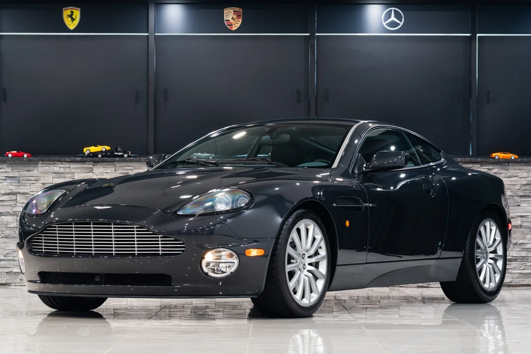 2003 Aston Martin Vanquish 1st Gen - Image 5 of 31