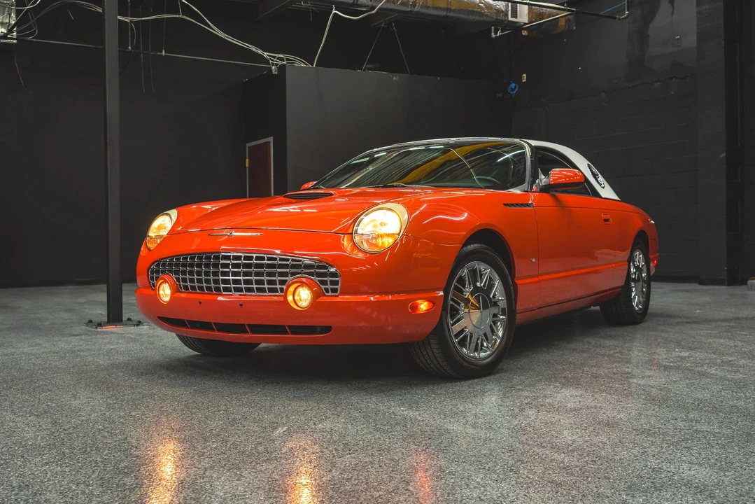 2003 Ford Thunderbird 11th Gen - Image 5 of 31