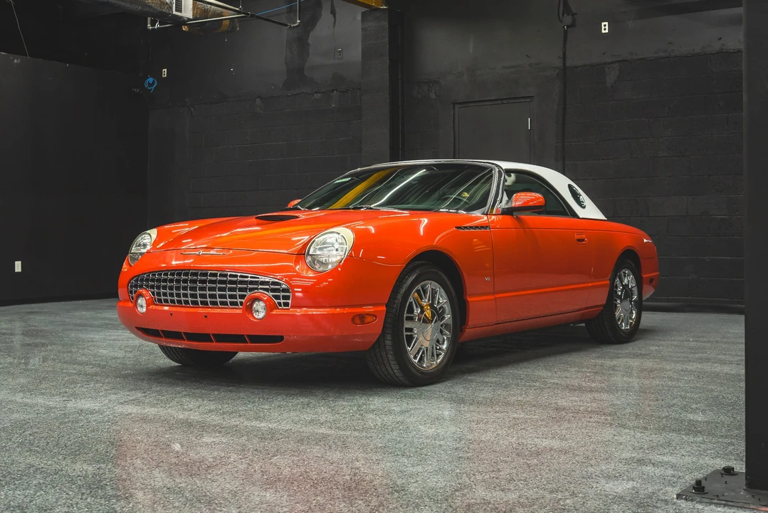 2003 Ford Thunderbird 11th Gen - Image 6 of 31