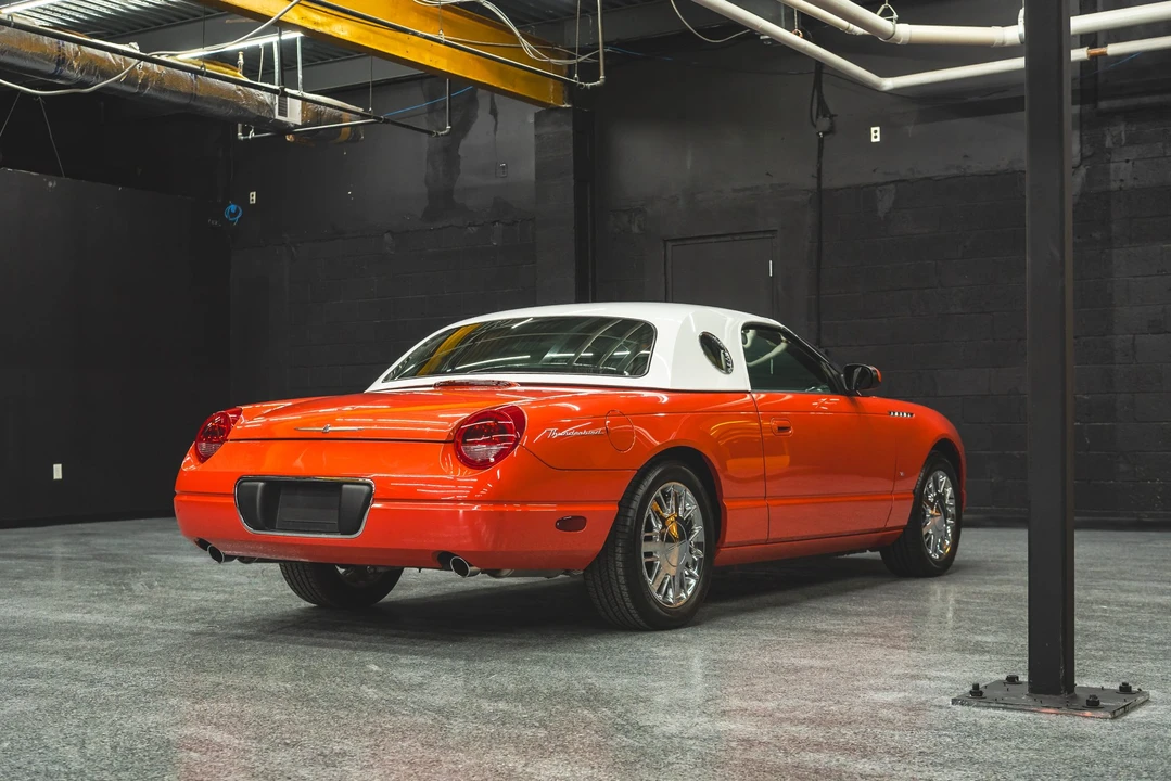 2003 Ford Thunderbird 11th Gen - Image 20 of 31
