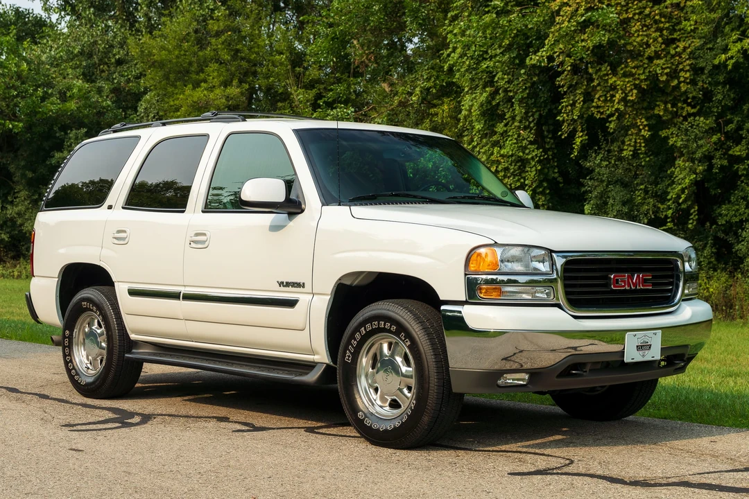 2003 GMC Yukon 2nd Gen - Image 13 of 31
