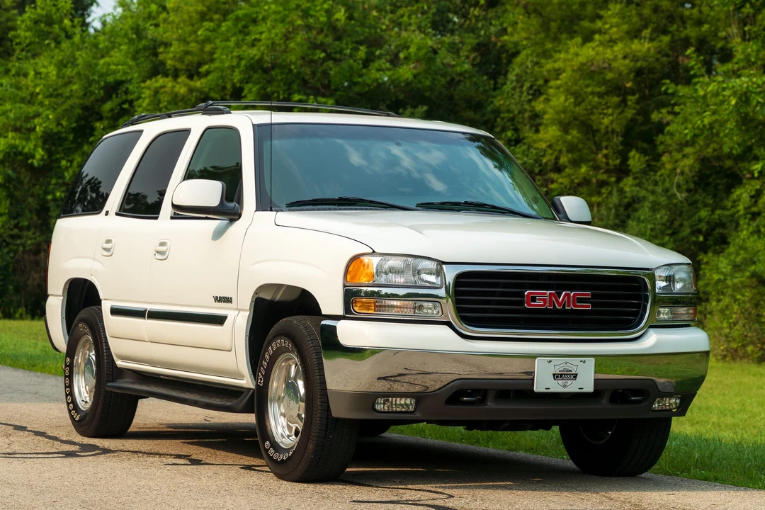 2003 GMC Yukon 2nd Gen - Image 9 of 31