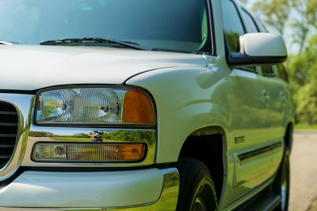 2003 GMC Yukon 2nd Gen - Image 29 of 31