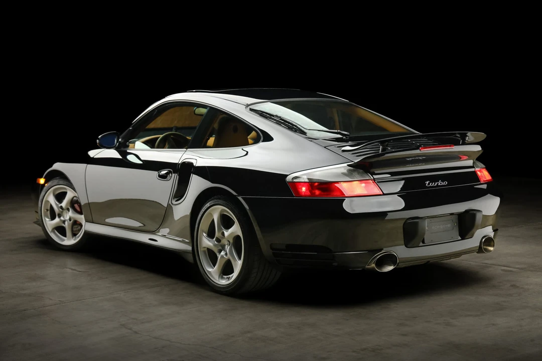 2003 Porsche 996 Turbo - Image 13 of 31