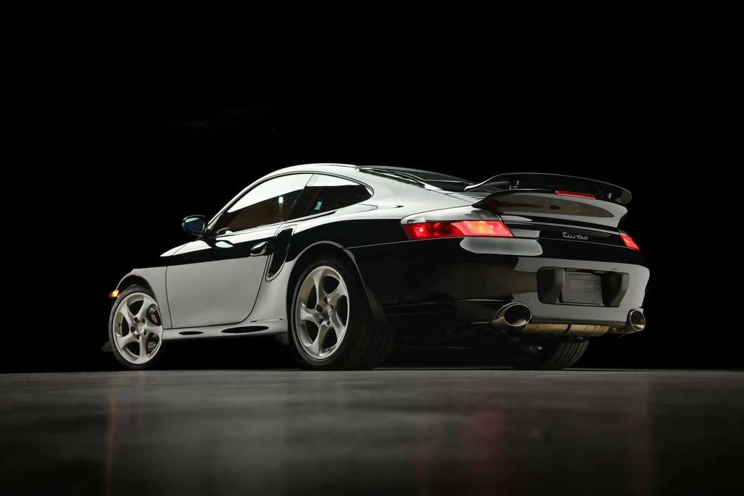 2003 Porsche 996 Turbo - Image 11 of 31