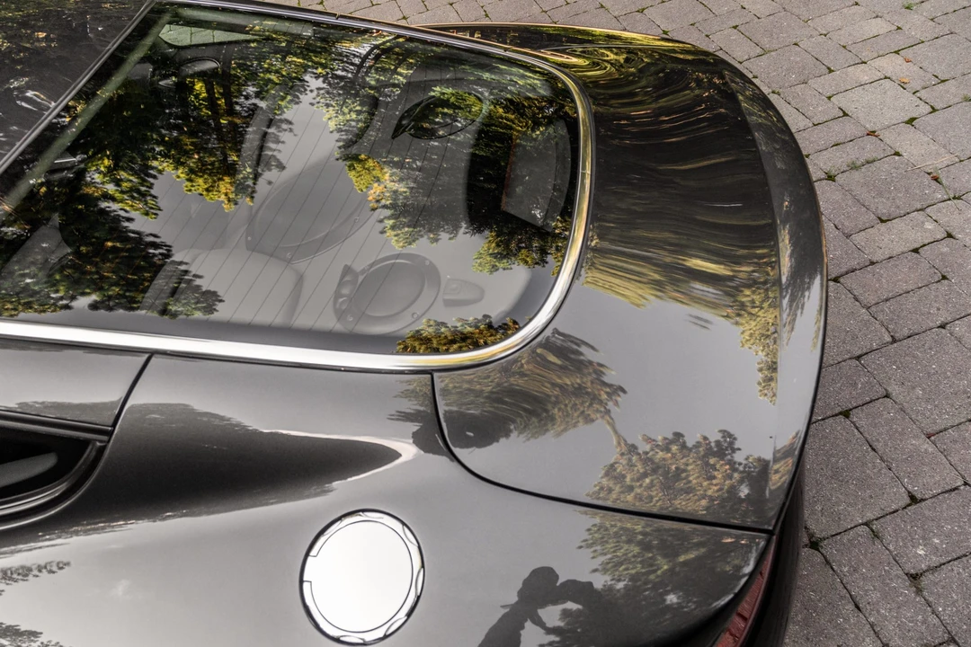 2004 Aston Martin Vanquish 1st Gen - Image 28 of 31