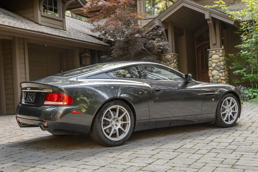2004 Aston Martin Vanquish 1st Gen - Image 6 of 31