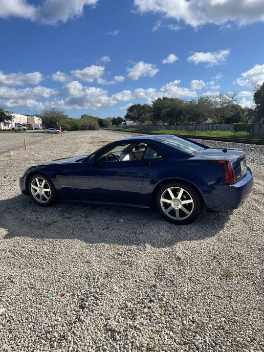 2004 Cadillac XLR - Image 2 of 31