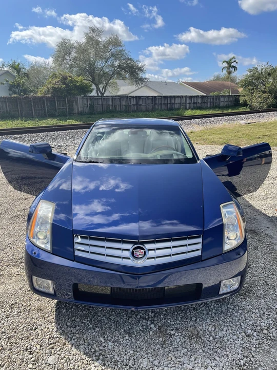 2004 Cadillac XLR - Image 7 of 31
