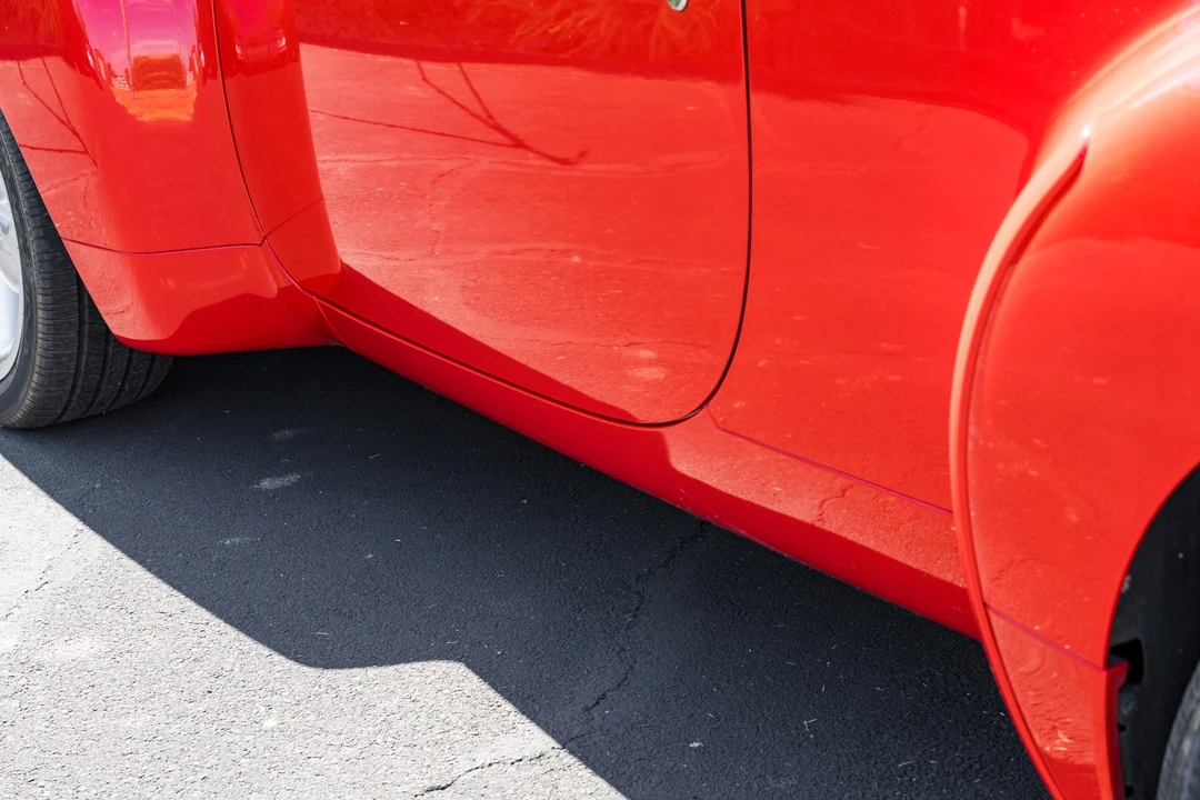 2004 Chevrolet SSR - Image 18 of 31