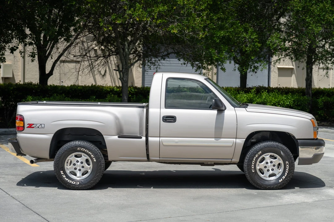 2004 Chevrolet Silverado 1st Gen - Image 18 of 31
