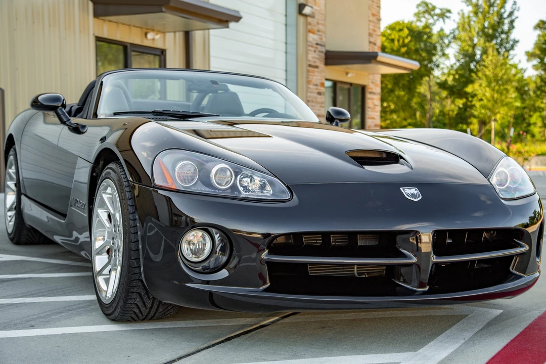 2004 Dodge Viper 3rd Gen - Image 12 of 31