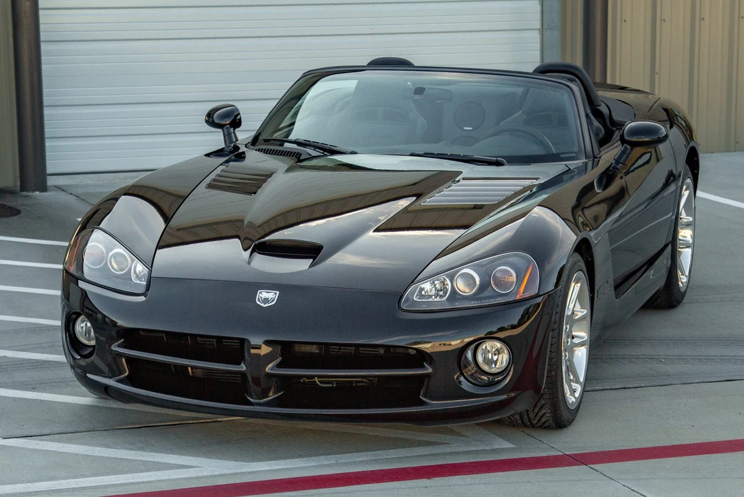 2004 Dodge Viper 3rd Gen - Image 11 of 31