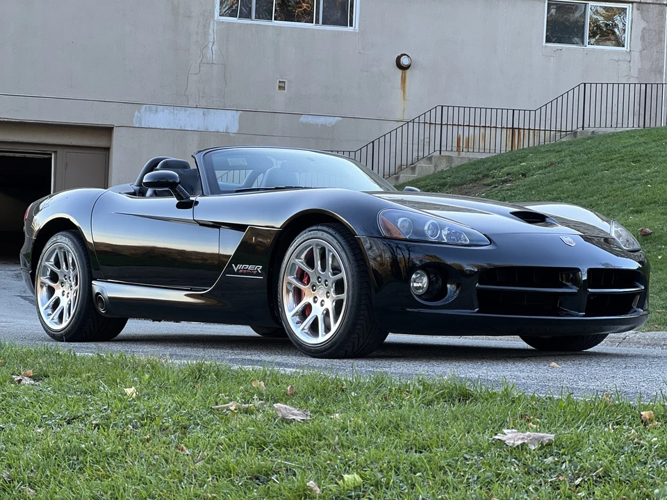 2004 Dodge Viper 3rd Gen - Image 4 of 31