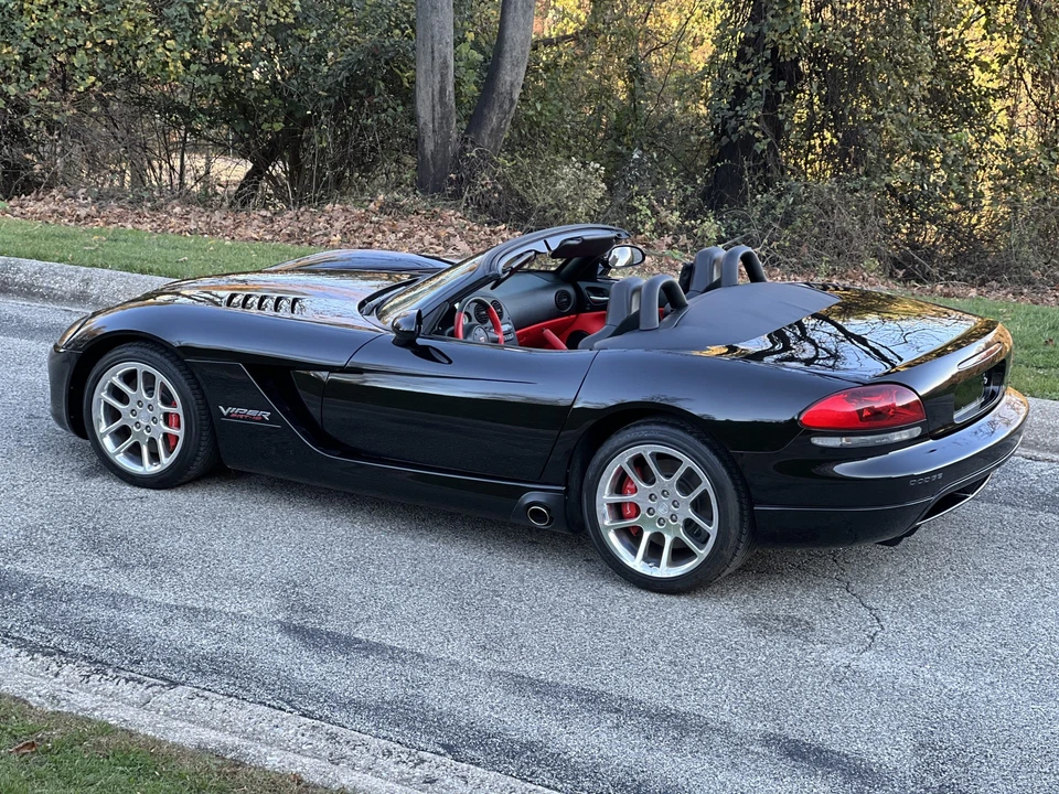 2004 Dodge Viper 3rd Gen - Image 16 of 31