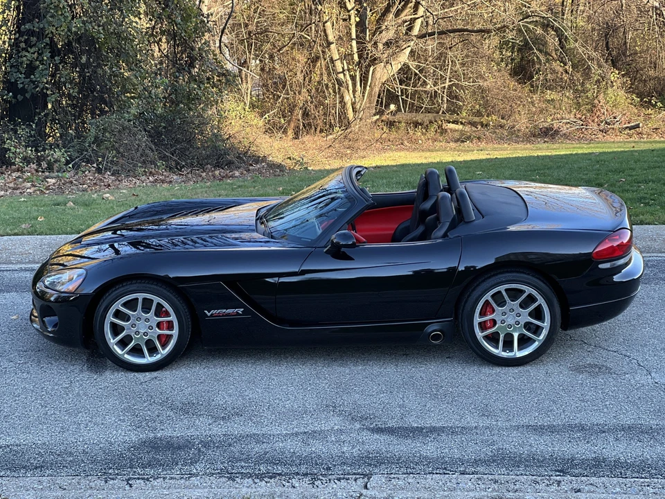 2004 Dodge Viper 3rd Gen - Image 19 of 31