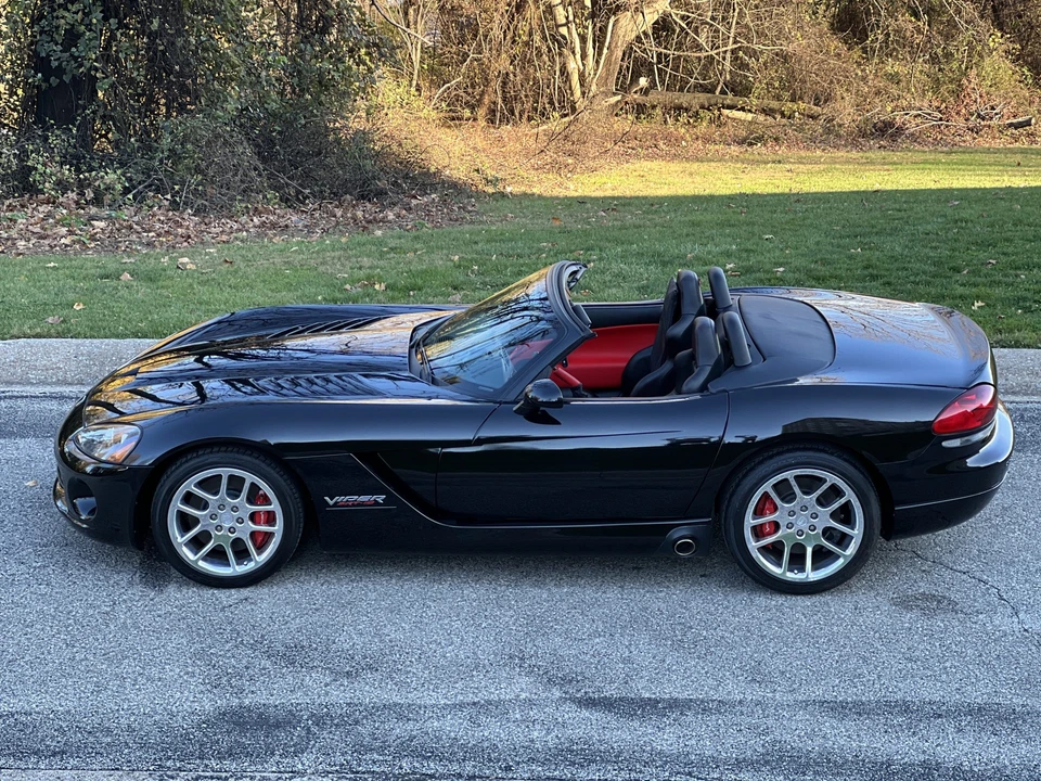 2004 Dodge Viper 3rd Gen - Image 20 of 31