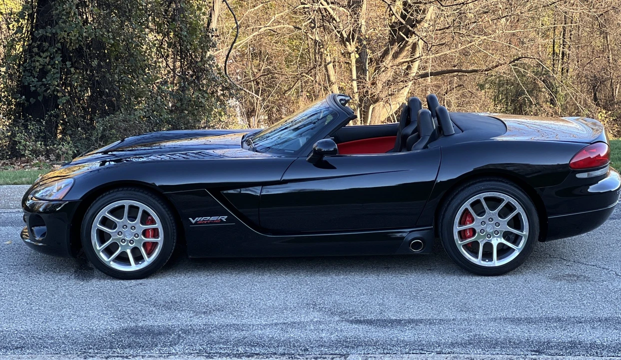 2004 Dodge Viper 3rd Gen - Image 18 of 31
