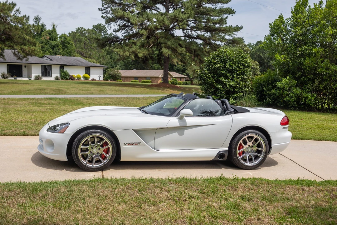 2004 Dodge Viper 3rd Gen - Image 13 of 31