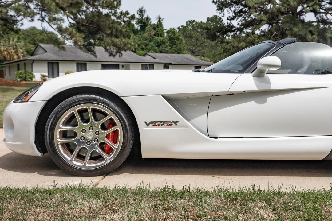 2004 Dodge Viper 3rd Gen - Image 29 of 31