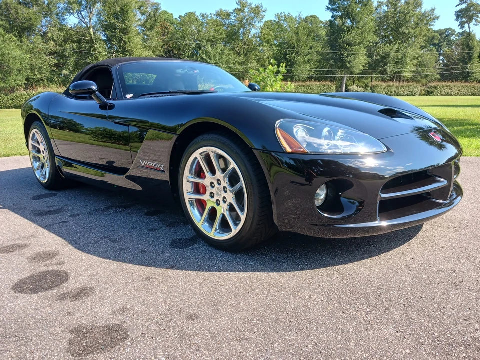 2004 Dodge Viper 3rd Gen - Image 15 of 31