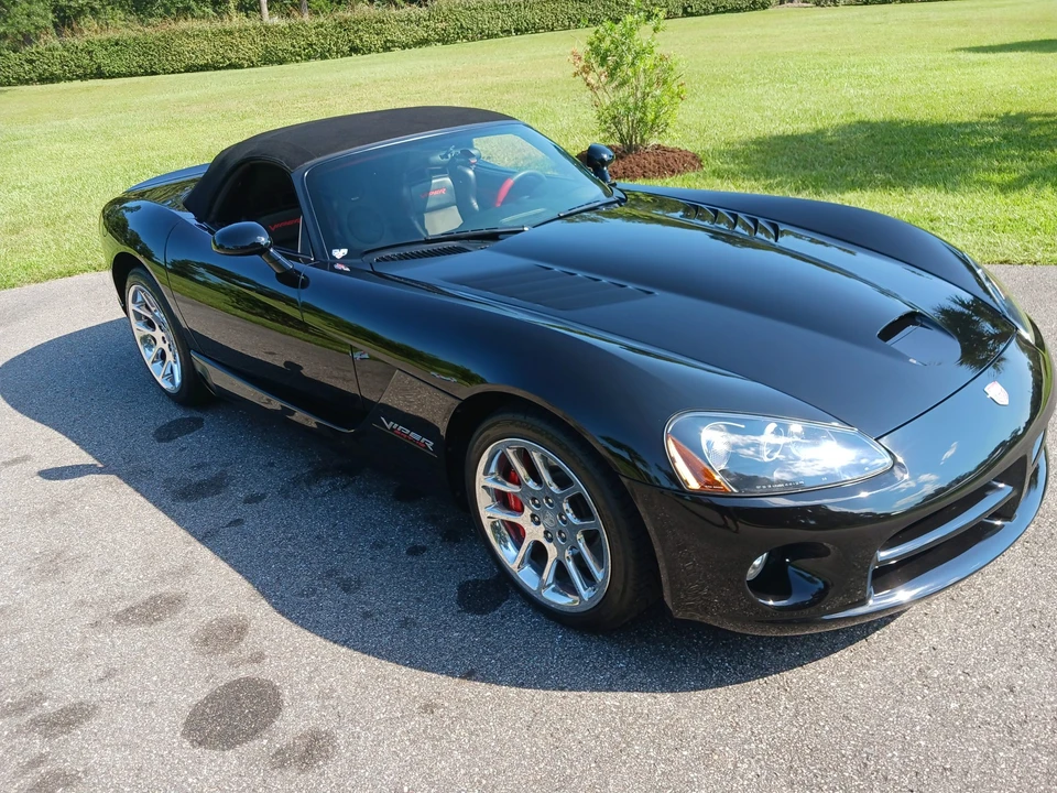 2004 Dodge Viper 3rd Gen - Image 13 of 31