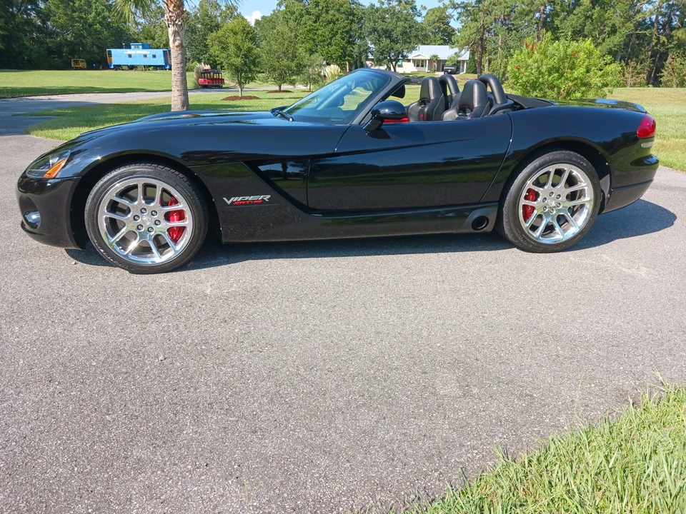 2004 Dodge Viper 3rd Gen - Image 8 of 31