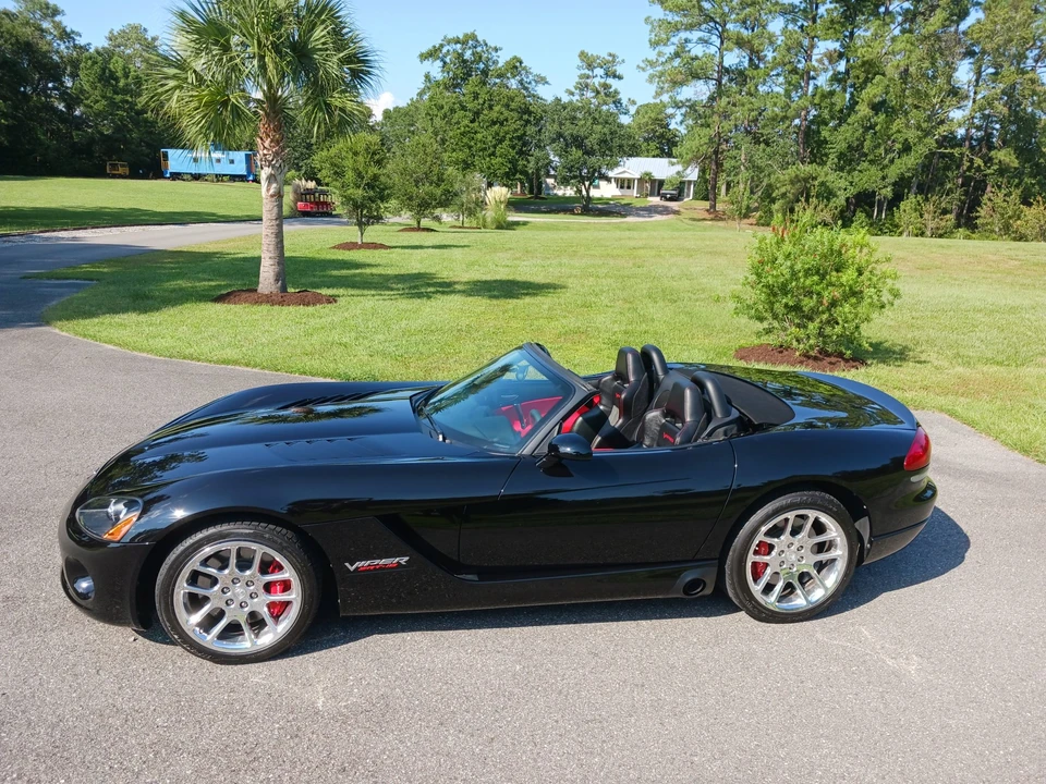2004 Dodge Viper 3rd Gen - Image 7 of 31