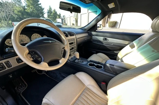 2004 Ford Thunderbird 11th Gen - Image 5 of 7
