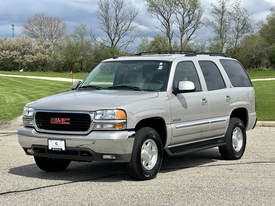 2004 GMC Yukon 2nd Gen - Image 9 of 31