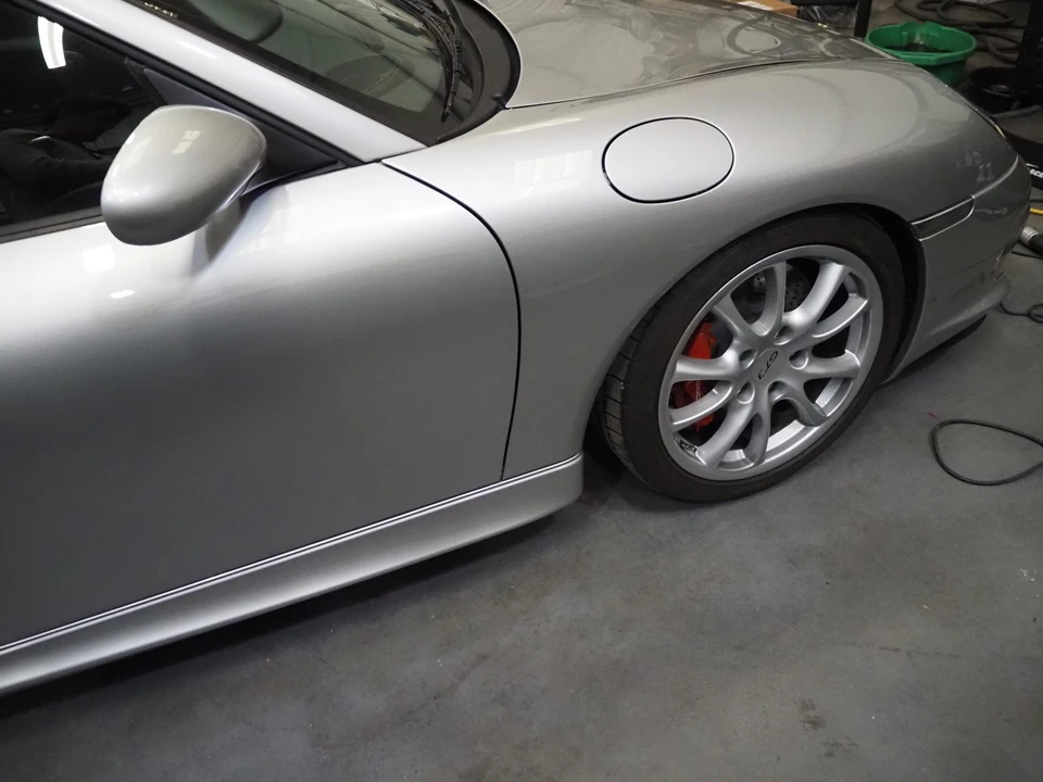 2004 Porsche 996 GT3 - Image 17 of 31