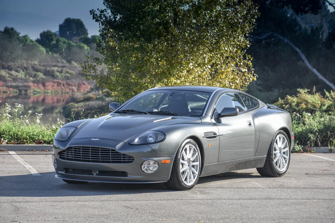 2005 Aston Martin Vanquish 1st Gen - Image 8 of 31