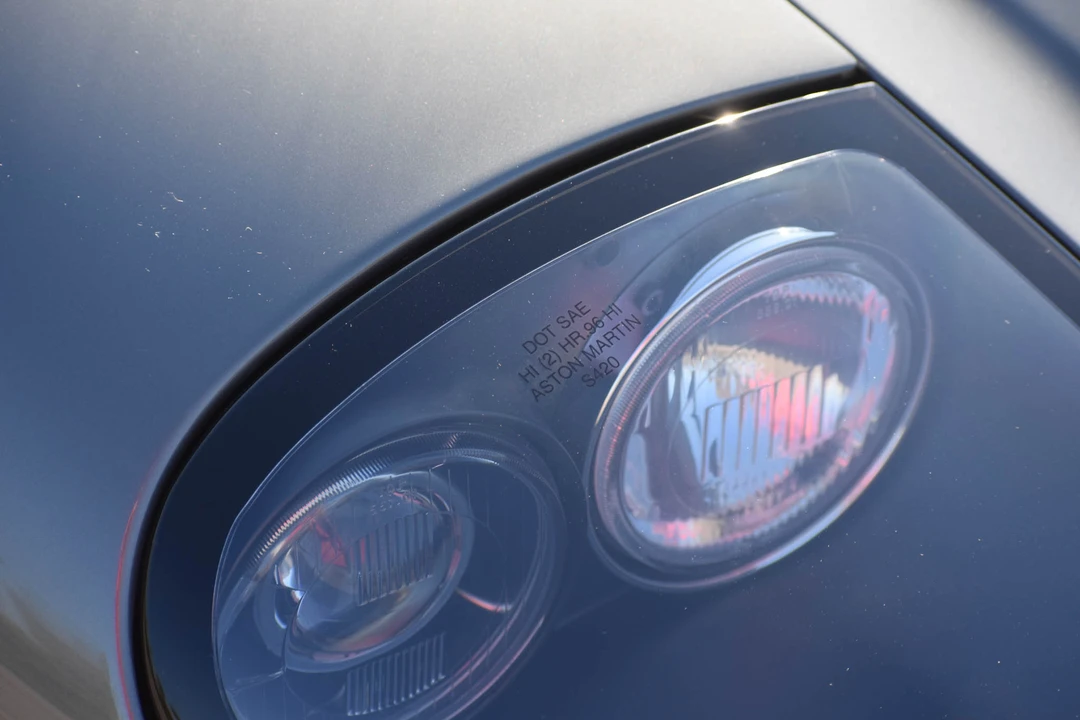 2005 Aston Martin Vanquish 1st Gen - Image 29 of 31