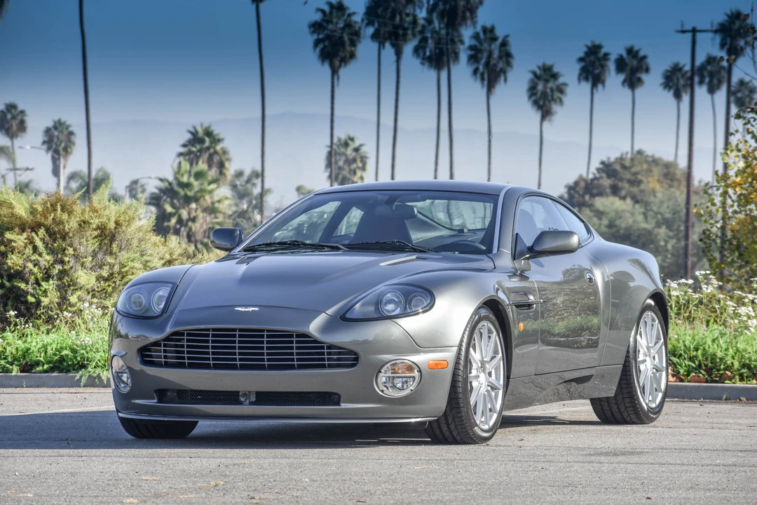 2005 Aston Martin Vanquish 1st Gen - Image 2 of 31