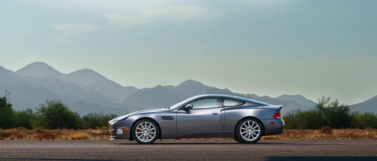 2005 Aston Martin Vanquish 1st Gen - Image 12 of 31