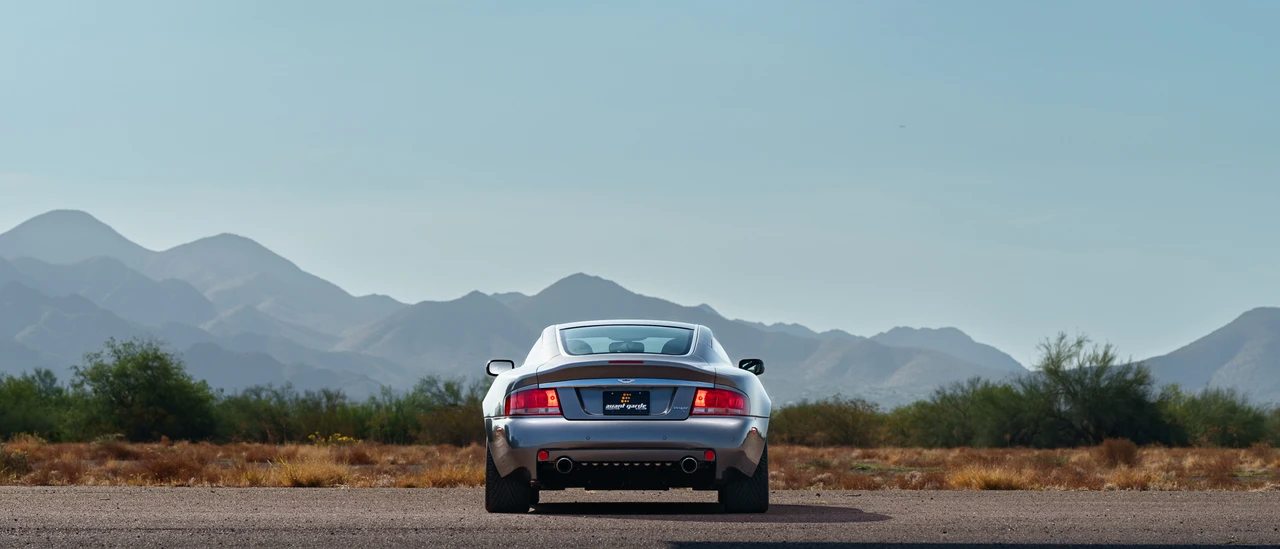 2005 Aston Martin Vanquish 1st Gen - Image 16 of 31